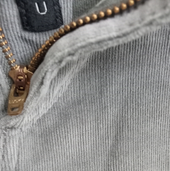 Lucky Brand Charlie Skinny Gray Soft Handcrafted Corduroy Jeans- Size: 10/30A - Picture 10 of 15